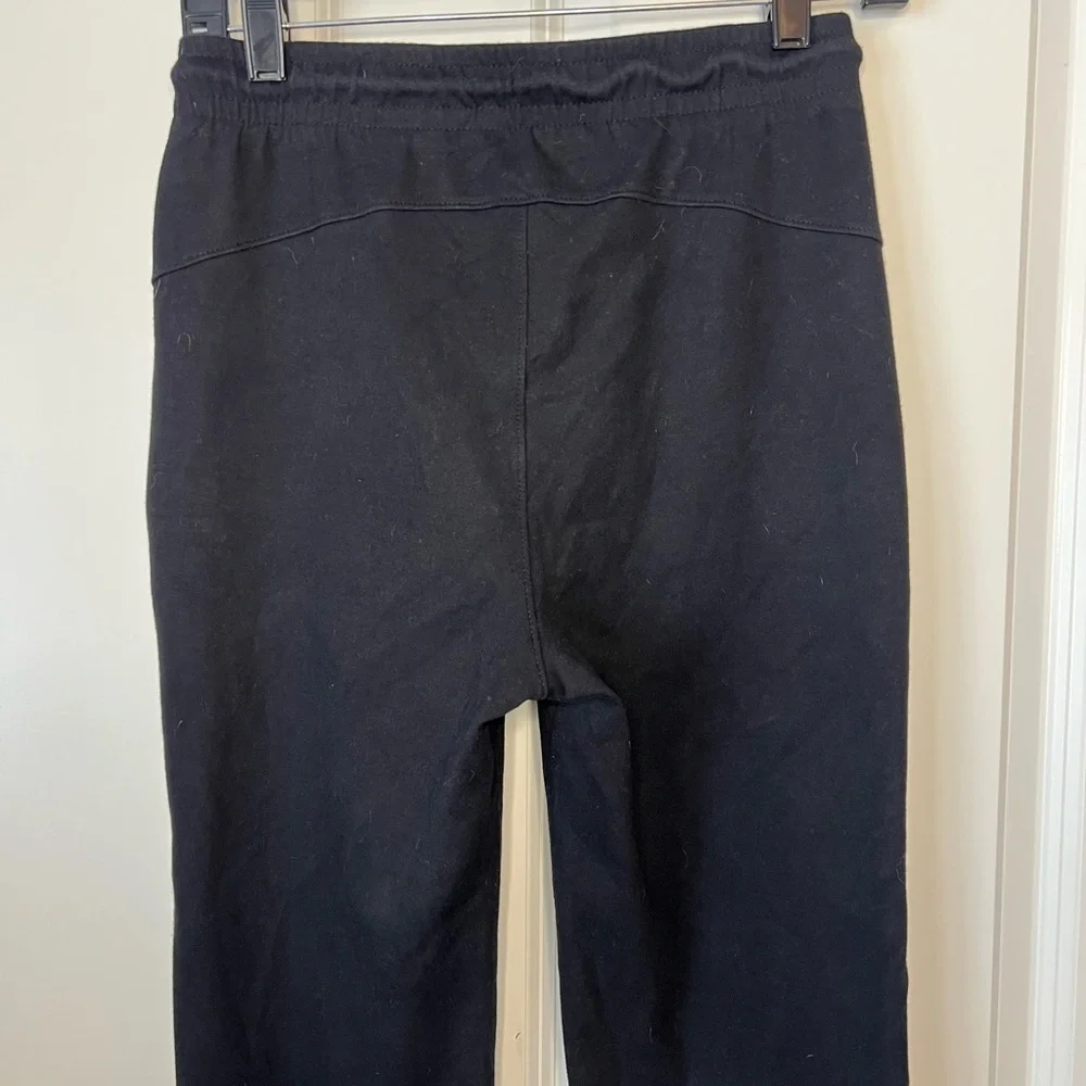 Old Navy Joggers - Picture 6 of 9
